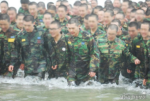 海兵隊 ヒョンビン 特別扱いなく部隊配置へ 韓国の芸能ニュース 韓国旅行 コネスト