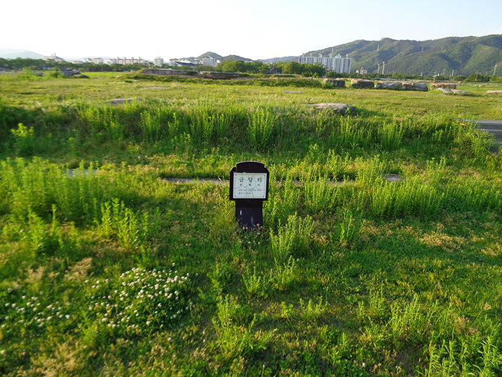 皇龍寺址｜慶州中心部(歴史遺跡地区)(慶州)の観光スポット｜韓国旅行 