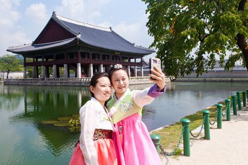 韓国伝統衣装チマチョゴリで街歩き！おすすめ韓服レンタル店 | 目的