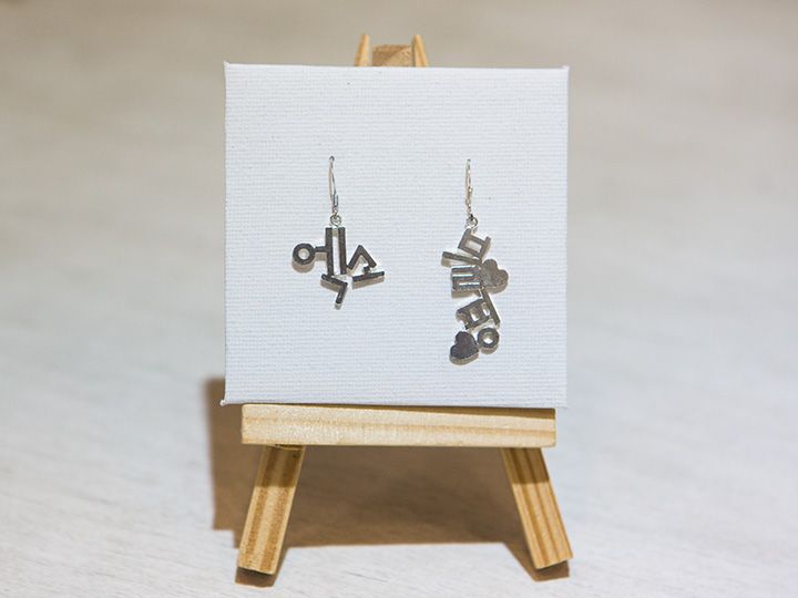 Lettering Jewelry Lab｜市庁・光化門(ソウル)の観光スポット｜韓国旅行「コネスト」