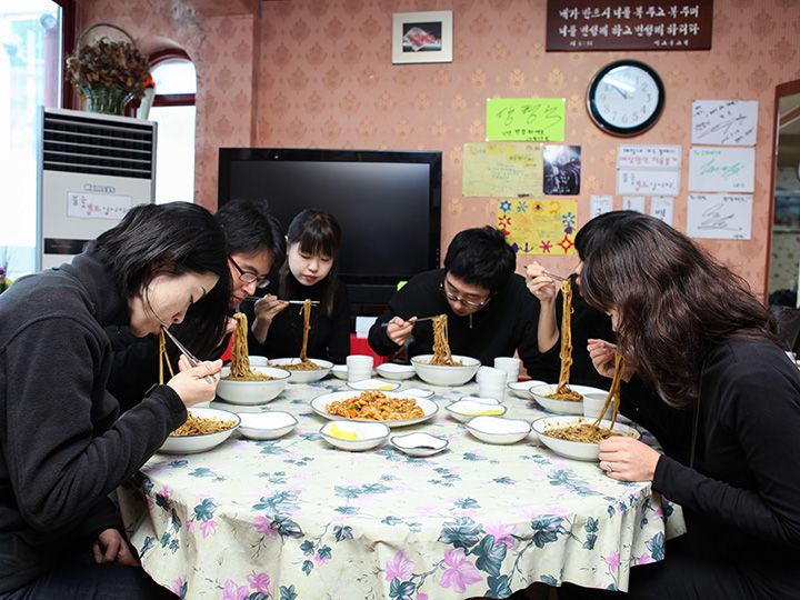 韓国のブラックデー 歳時 記念日 韓国文化と生活 韓国旅行 コネスト