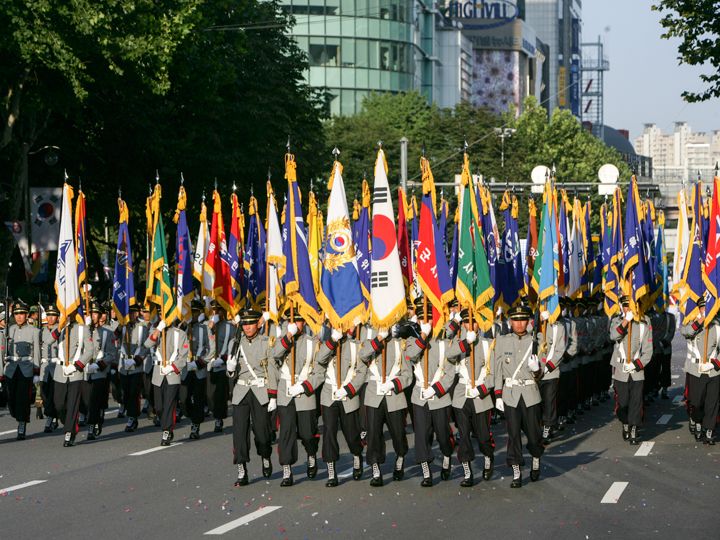 スターと兵役 韓国の軍隊 韓国文化と生活 韓国旅行 コネスト