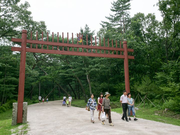 朝鮮王陵・東九陵｜九里(京畿道)の観光スポット｜韓国旅行「コネスト」