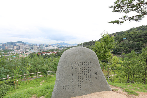 詩人・尹東柱ゆかりの地へ | NOW！ソウル｜韓国旅行「コネスト」