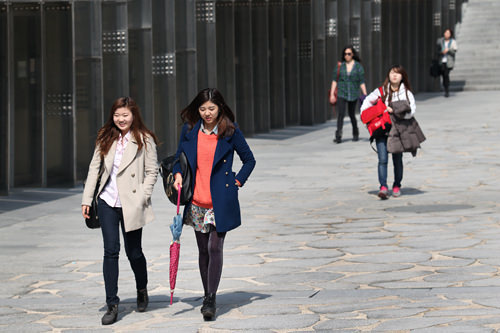 三寒四温 女子大生のファッションは Now ソウル 韓国旅行 コネスト