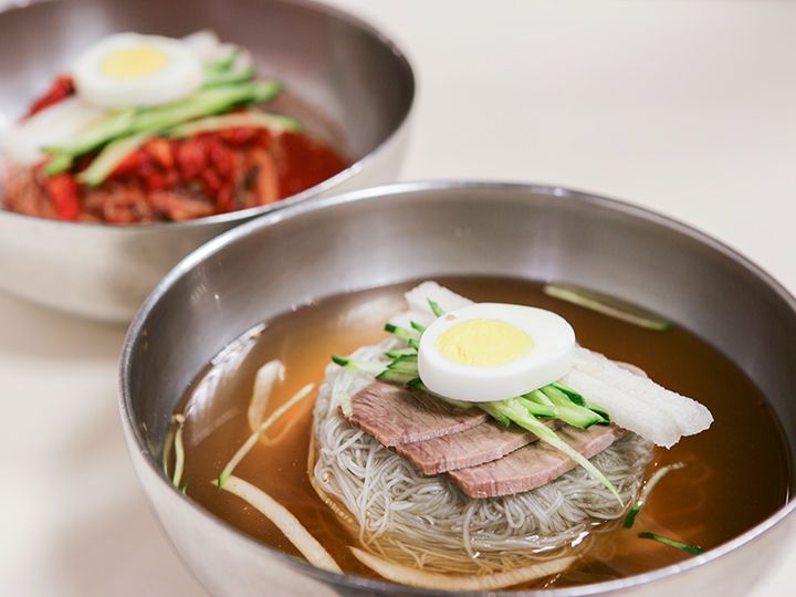 ソウルで必ず食べたい老舗の韓国冷麺 人気の韓国料理定番メニュー 韓国旅行 コネスト